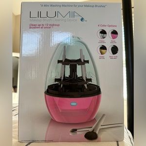 💥SOLD💥 Lilumia makeup brush cleaner